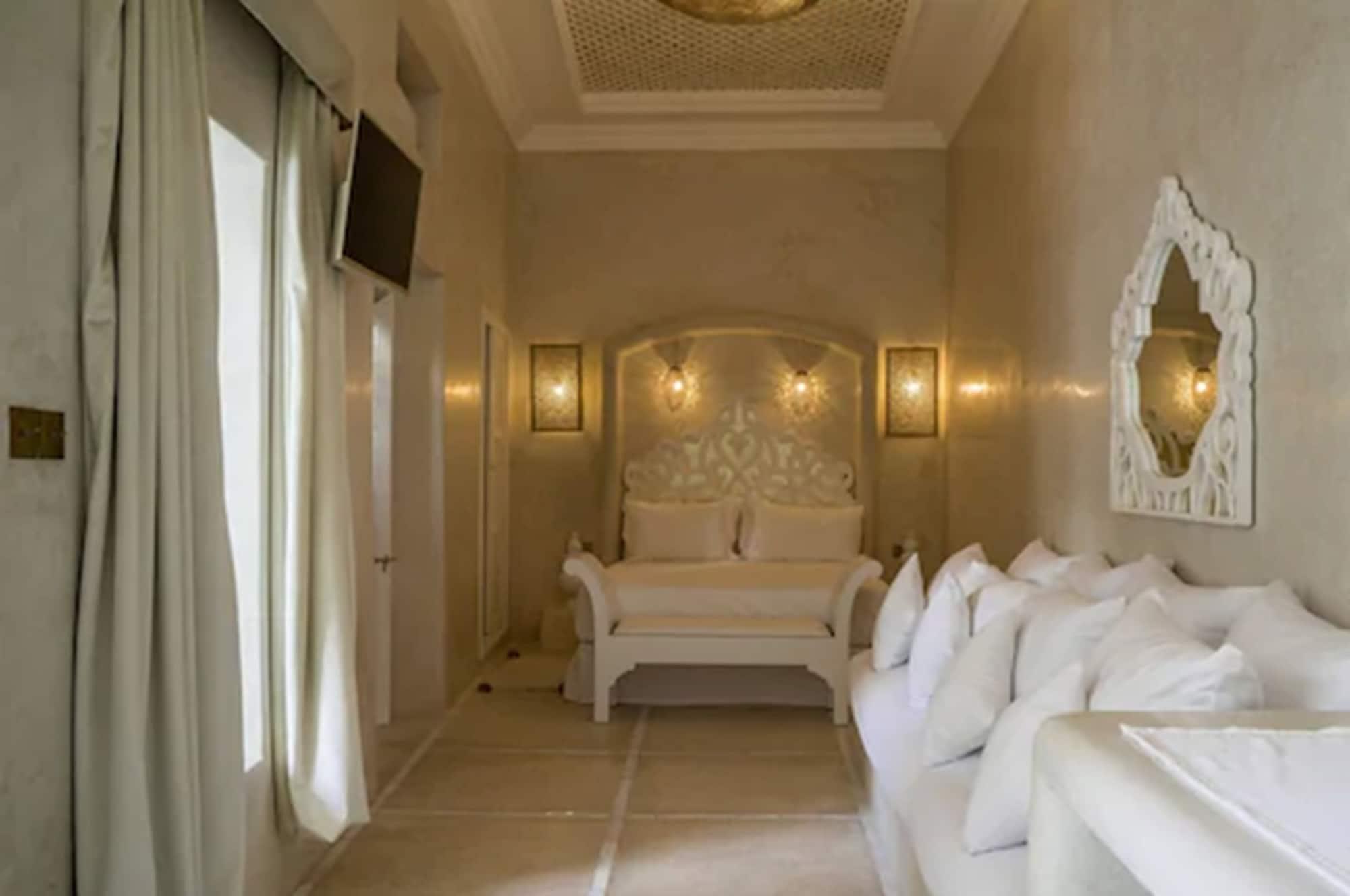 Riad Palais Blanc & Spa Marrakesh Exterior photo