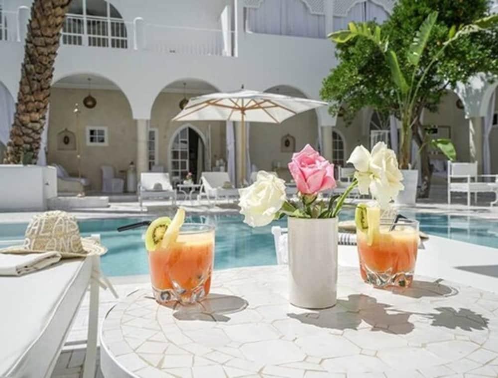Riad Palais Blanc & Spa Marrakesh Exterior photo